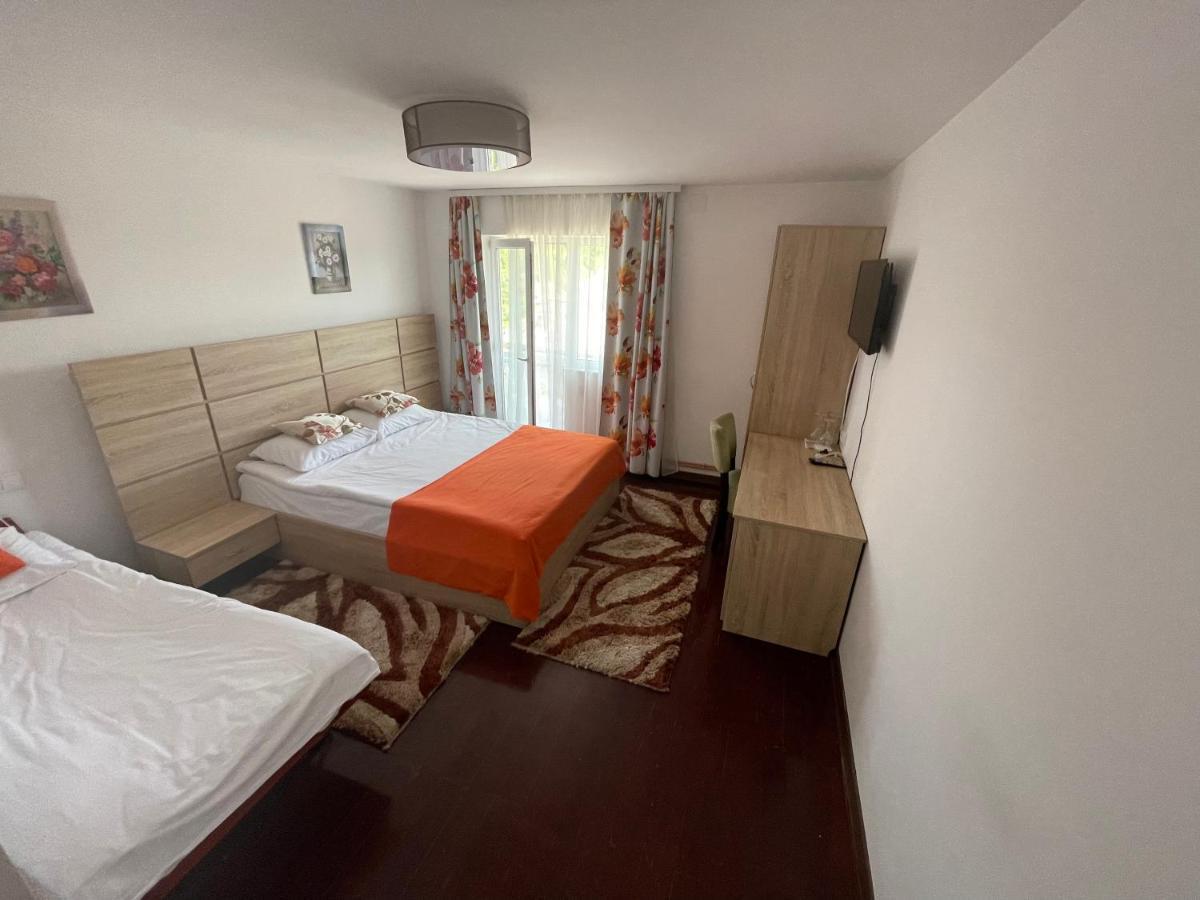 Vila Club Dioda Cicanesti Bagian luar foto
